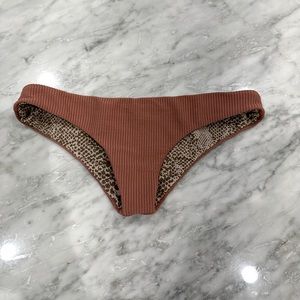 ACACIA Bottoms in Lip Stick Cord size P/XS